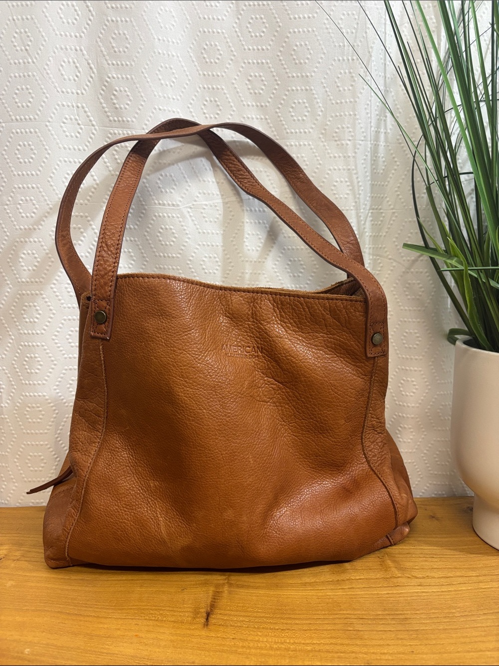 American Leather Co. Cognac Brown Genuine Leather Tote Shoulder Bag - Picture 2 of 15